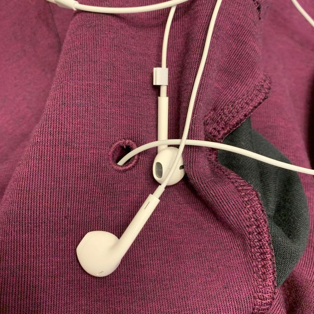 Nike Tech Fleece Women’s Vest Hoodie Rare Plum Sm. - Picture 5 of 12
